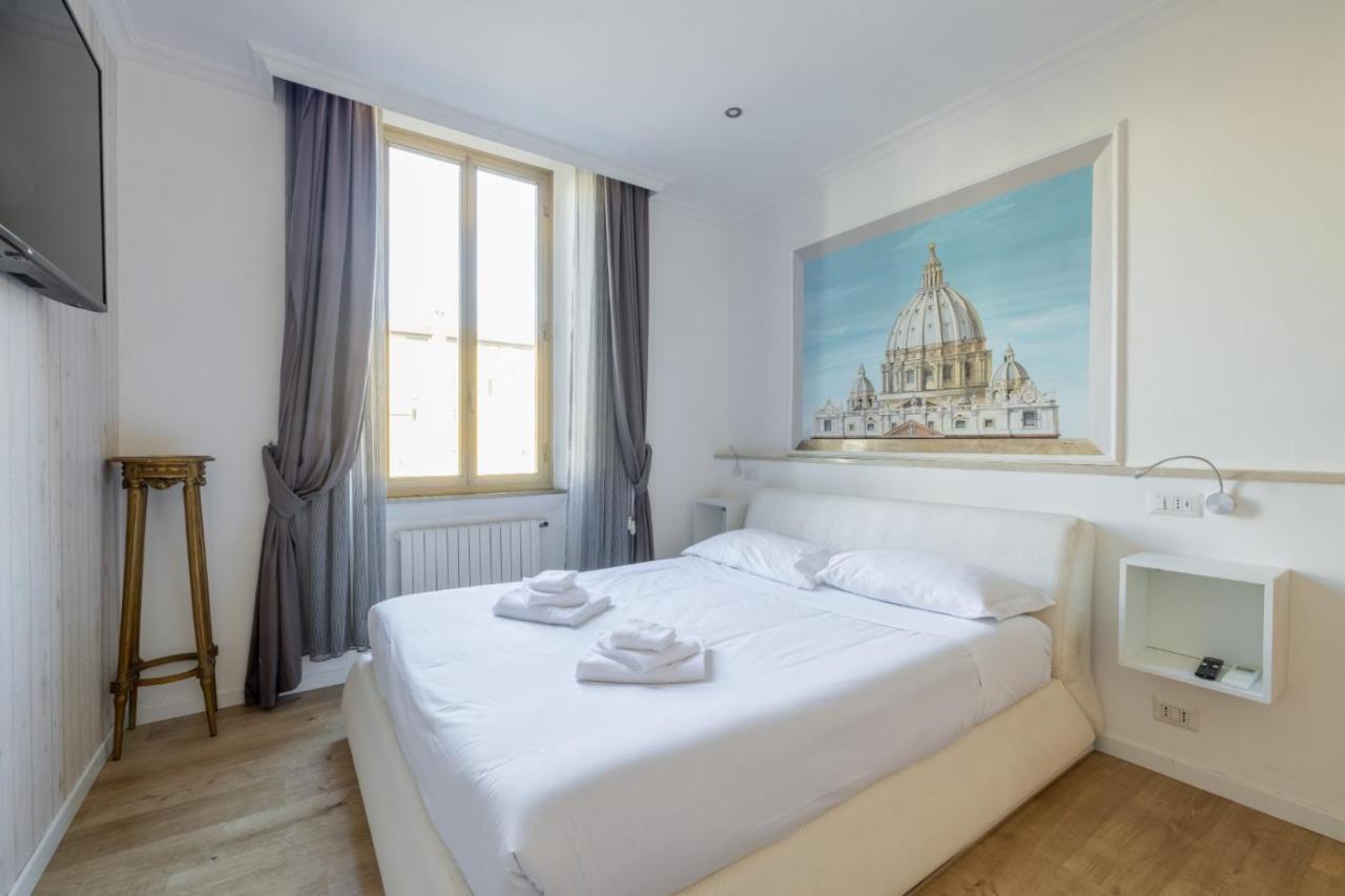 San Pietro 5 Stelle Prestigious Rooms โรม ภายนอก รูปภาพ