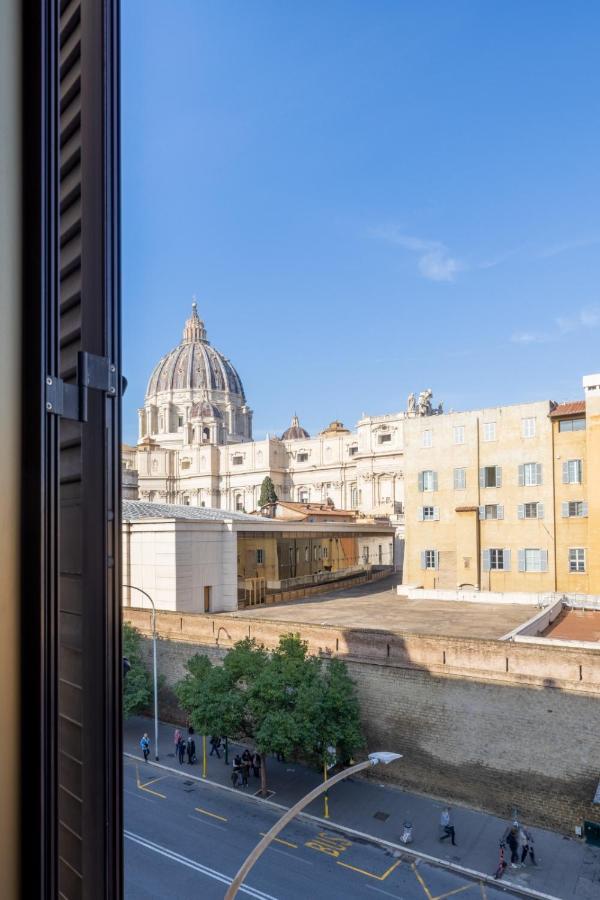 San Pietro 5 Stelle Prestigious Rooms โรม ภายนอก รูปภาพ